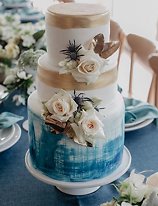 Image 6 - 2018 Winter Wedding Cake Trends in Cakes + Food.