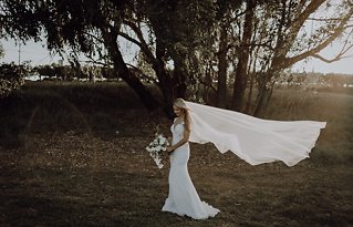 Image 22 - Simple + Elegant: Aimee + Chris’s Vineyard Wedding in Real Weddings.
