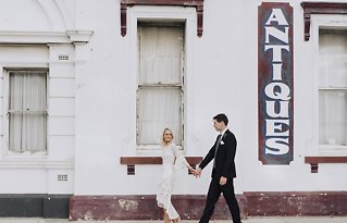 Image 28 - Polished + Refined: An Intimate Urban Wedding in Real Weddings.