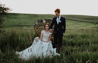 Image 16 - An Alpaca Farm Styled Elopement in Styled Shoots.