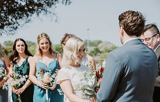 Image 11 - Laidback + Eventful: Coogee Beach Wedding in Real Weddings.