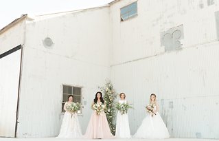 Image 16 - Vintage + Industrial: The Gin at Hidalgo Falls in Styled Shoots.