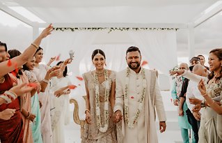 Image 21 - Trisha + Veeral’s Indian Fiji Wedding in Real Weddings.