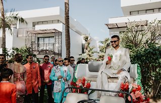 Image 14 - Trisha + Veeral’s Indian Fiji Wedding in Real Weddings.