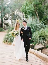 Image 8 - Classic + Timeless Wedding Inspiration at Taronga Zoo in Styled Shoots.