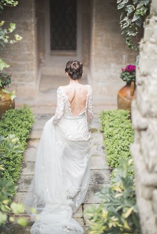 Image 18 - A Romantic Italy Inspired Love Story in Styled Shoots.