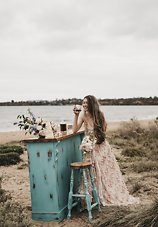 Image 8 - Full of Whimsy + Grace: Styled Beach Wedding in Styled Shoots.