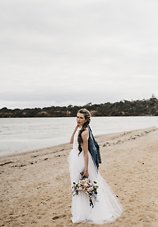 Image 16 - Full of Whimsy + Grace: Styled Beach Wedding in Styled Shoots.
