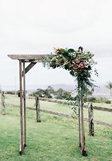 Image 3 - Simple + Earthy Byron Bay Wedding in Real Weddings.