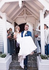 Image 11 - Fresh + Modern: Trenavin Chapel Wedding in Real Weddings.