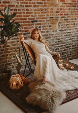 Image 7 - Luxe Bohemian Styled Elopement in Styled Shoots.