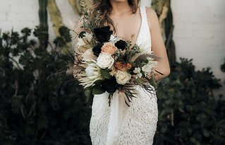 Image 4 - Wild + Carefree: A Boho Styled Elopement in Styled Shoots.