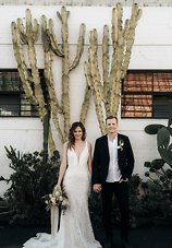 Image 6 - Wild + Carefree: A Boho Styled Elopement in Styled Shoots.