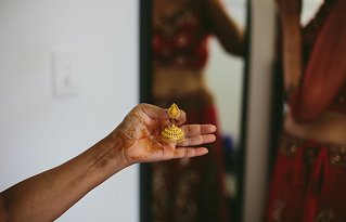 Image 11 - Traditional Hindu wedding of Kash + Nalin in Real Weddings.