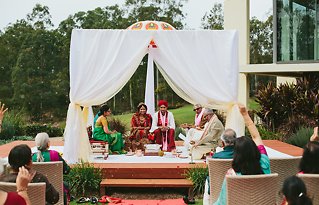 Image 18 - Traditional Hindu wedding of Kash + Nalin in Real Weddings.