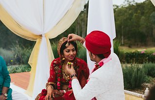 Image 20 - Traditional Hindu wedding of Kash + Nalin in Real Weddings.