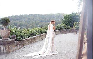 Image 19 - A bridal scene at Mont Du Soleil in Styled Shoots.