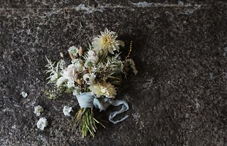 Image 21 - A romantic English wedding in Styled Shoots.