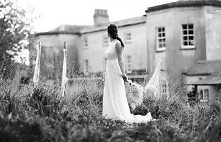 Image 24 - A romantic English wedding in Styled Shoots.