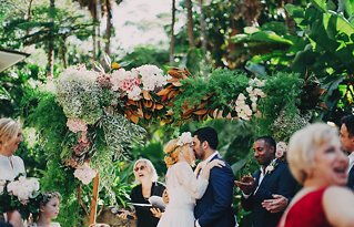 Image 30 - Harriet + Emad: garden wedding in Real Weddings.